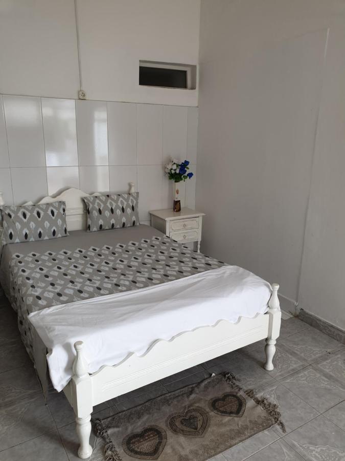 타라팔 Apartamento Turistico Ceut 아파트 외부 사진